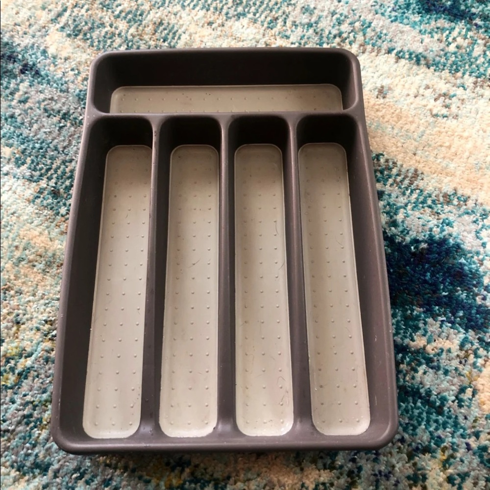 Silverware organizer